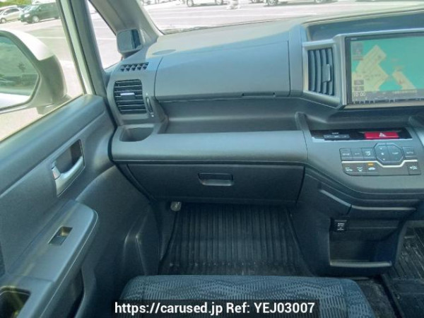 Used 2013 AT honda step-wgn RK1 Image[20]