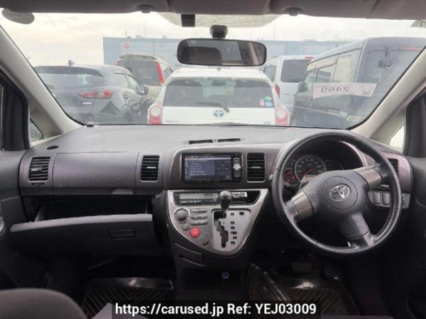 Used 2005 AT toyota wish ZNE10G Image[12]