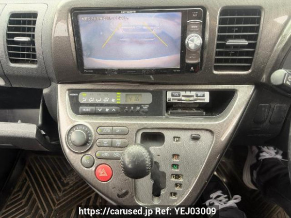 Used 2005 AT toyota wish ZNE10G Image[13]