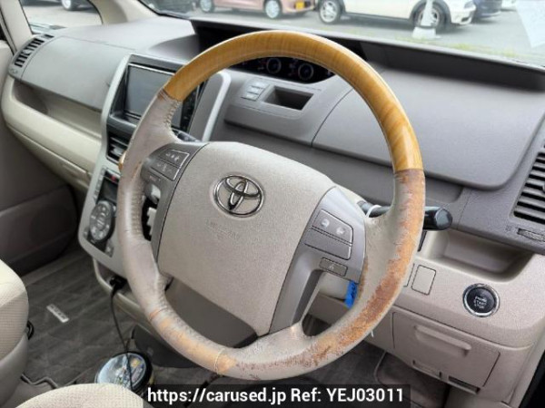 Used 2009 AT toyota noah ZRR70W Image[13]