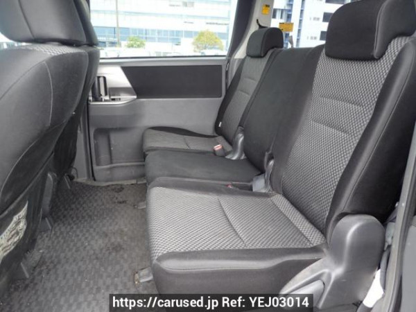 Used 2008 AT toyota noah ZRR75W Image[14]