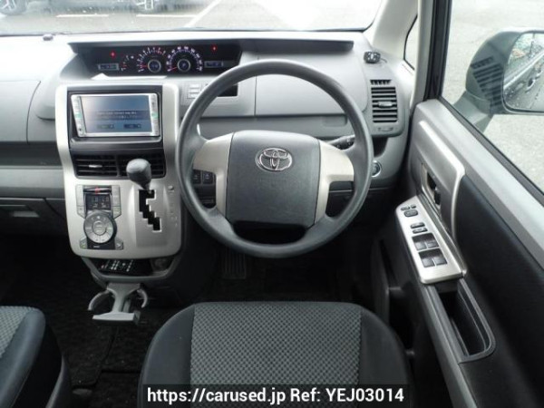 Used 2008 AT toyota noah ZRR75W Image[18]