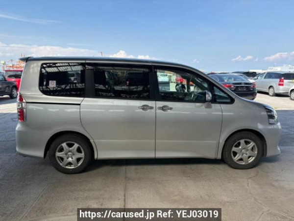 Used 2009 AT toyota noah ZRR70W Image[7]