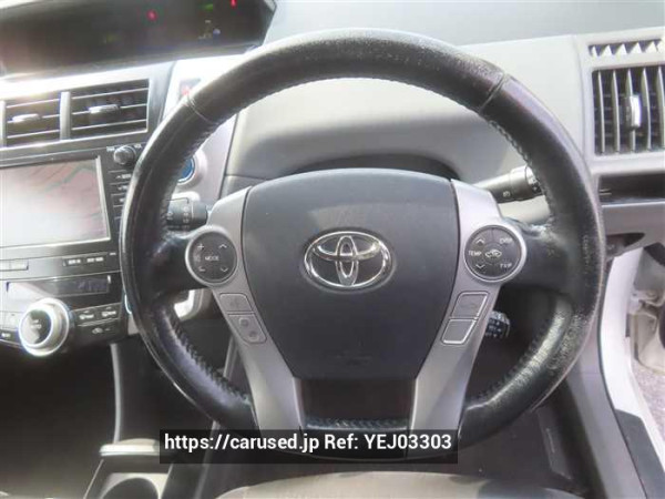Used 2011 CVT toyota prius-alpha ZVW41 Image[17]