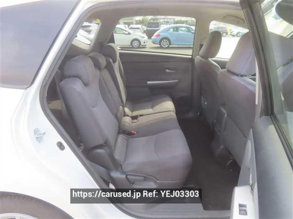 Used 2011 CVT toyota prius-alpha ZVW41 Image[20]