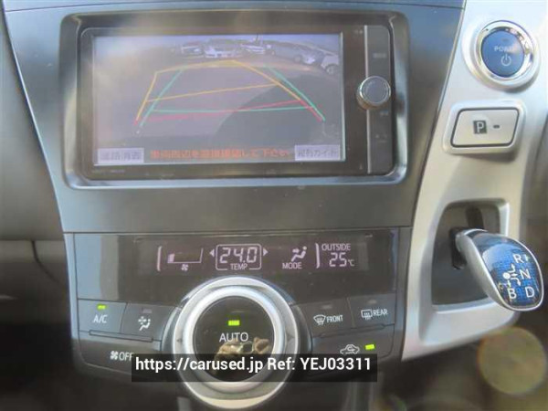 Used 2013 CVT toyota prius-alpha ZVW41 Image[15]