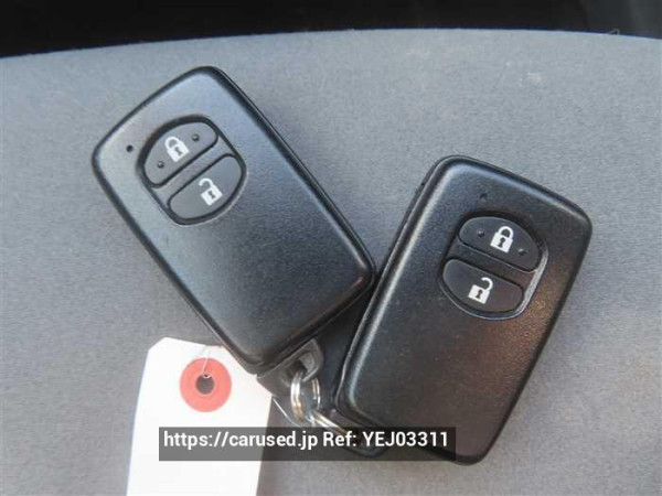 Used 2013 CVT toyota prius-alpha ZVW41 Image[17]