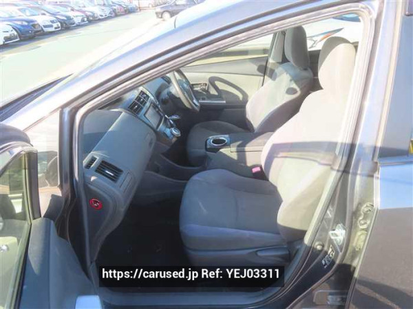 Used 2013 CVT toyota prius-alpha ZVW41 Image[21]