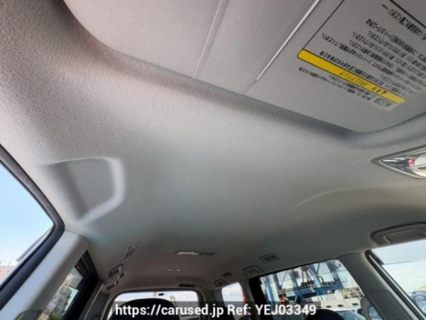 Used 2013 AT toyota voxy ZRR70W Image[18]