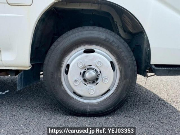 Used 2002 MT toyota dyna-route-van BU306V Image[32]
