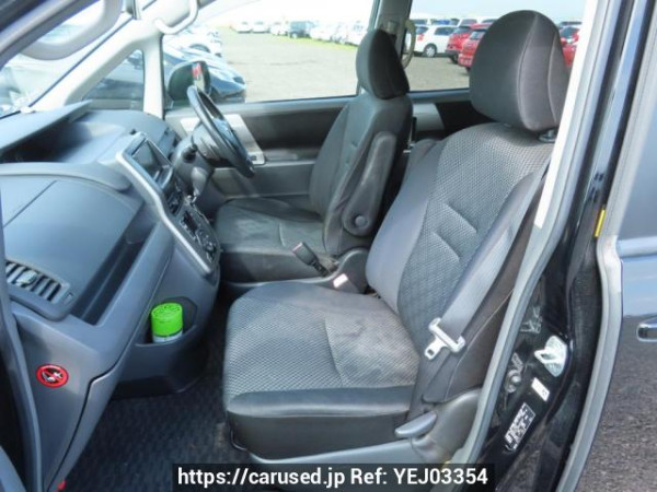 Used 2009 AT toyota noah ZRR70W Image[12]