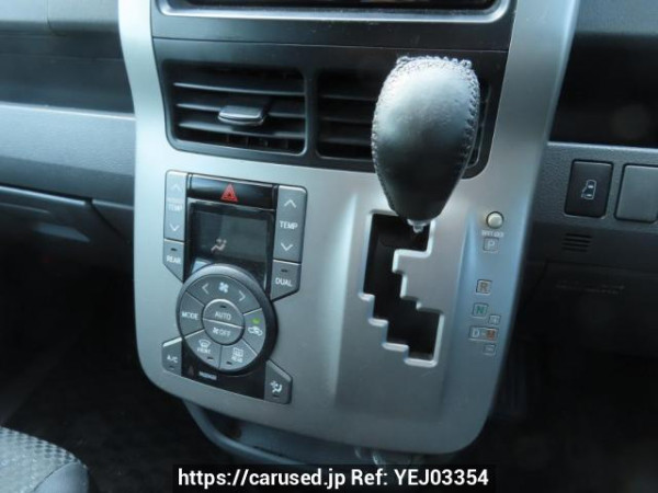 Used 2009 AT toyota noah ZRR70W Image[22]
