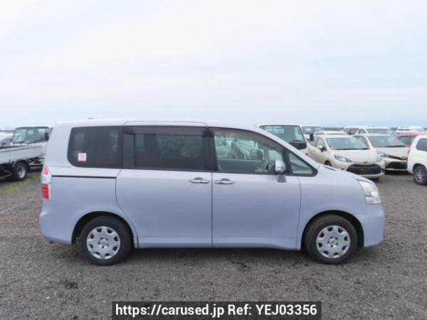 Used 2009 AT toyota noah ZRR70G Image[7]