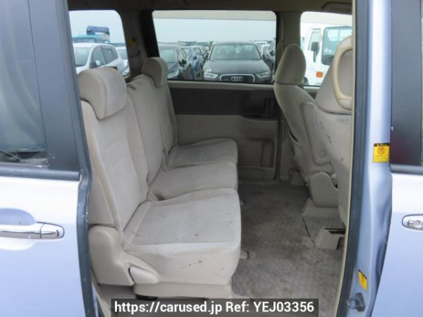 Used 2009 AT toyota noah ZRR70G Image[18]
