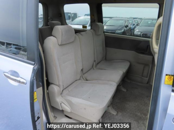 Used 2009 AT toyota noah ZRR70G Image[19]