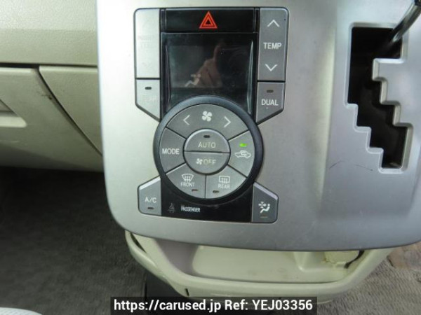 Used 2009 AT toyota noah ZRR70G Image[32]