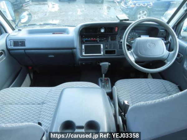 Used 2004 AT toyota hiace-van TRH112V Image[14]