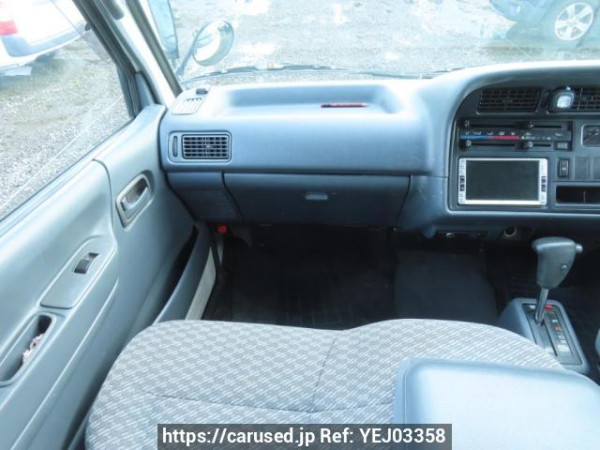 Used 2004 AT toyota hiace-van TRH112V Image[15]
