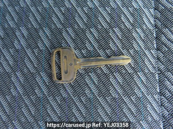 Used 2004 AT toyota hiace-van TRH112V Image[22]