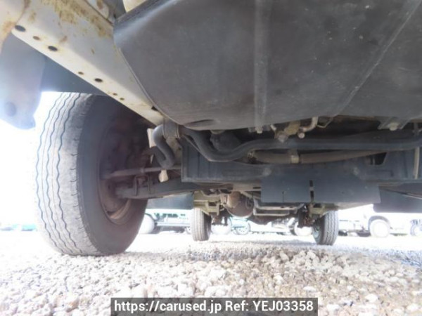 Used 2004 AT toyota hiace-van TRH112V Image[27]