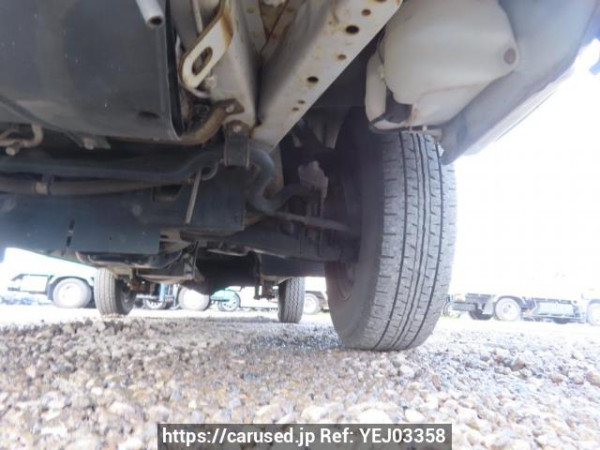 Used 2004 AT toyota hiace-van TRH112V Image[28]