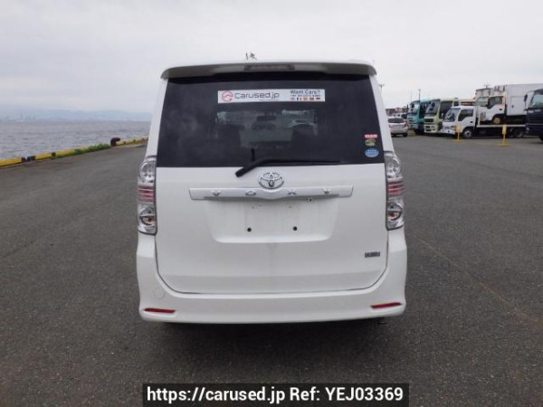 Used 2009 AT toyota voxy ZRR70W Image[5]