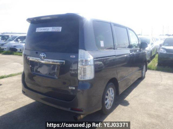 Used 2007 AT toyota noah ZRR70W Image[6]