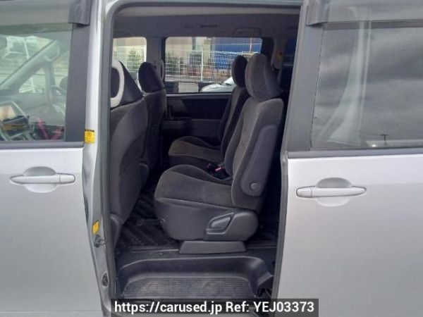 Used 2010 AT toyota noah ZRR75G Image[15]