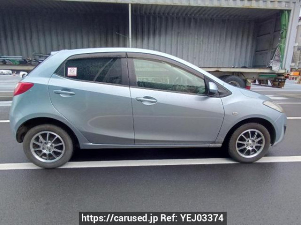 Used 2013 AT mazda demio DE3FS Image[7]