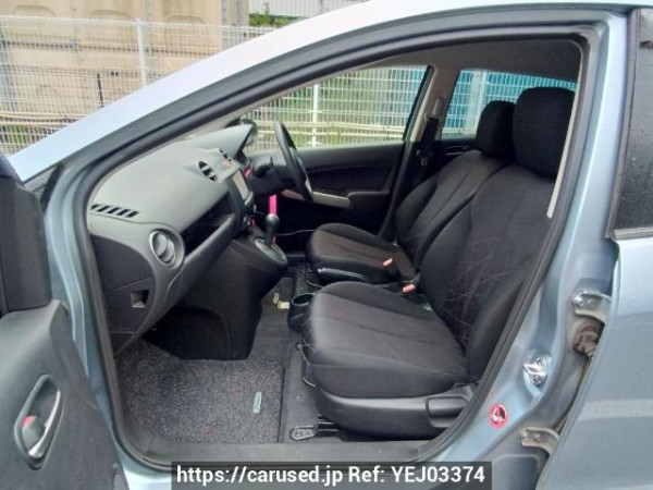 Used 2013 AT mazda demio DE3FS Image[13]