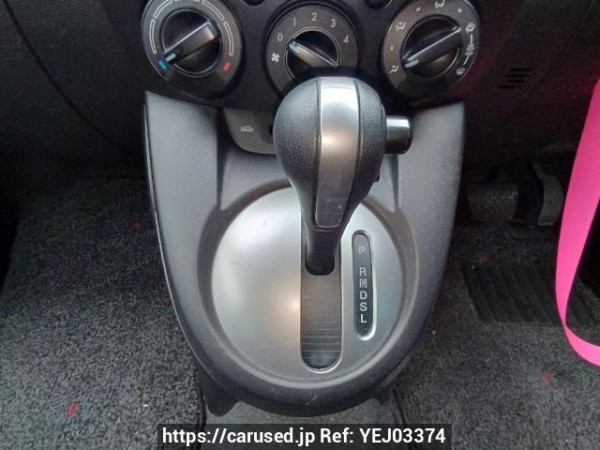 Used 2013 AT mazda demio DE3FS Image[25]