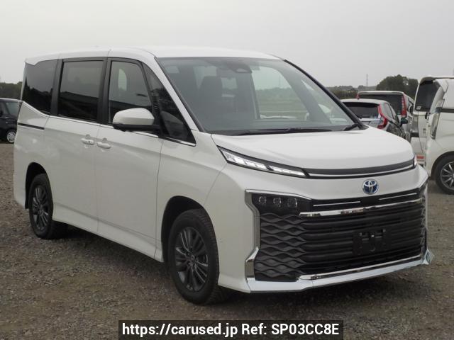 うりぼー☆ページ Buy Used 2023 Toyota Voxy ZWR95W (SP03CC8E) - Carused.jp