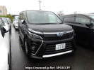 Toyota Voxy ZWR80W