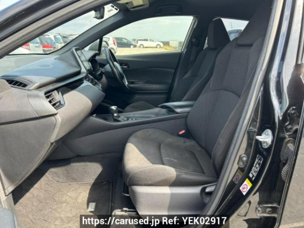 Used 2017 AT toyota c-hr ZYX10 Image[13]