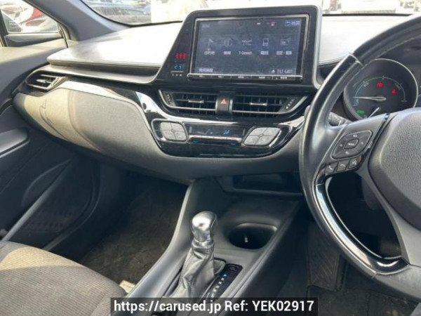 Used 2017 AT toyota c-hr ZYX10 Image[18]