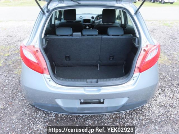 Used 2013 AT mazda demio DE3FS Image[8]