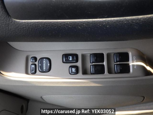 Used 2004 AT toyota hilux-surf RZN215W Image[26]