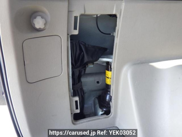Used 2004 AT toyota hilux-surf RZN215W Image[41]