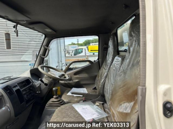 Used 2004 MT toyota dyna-truck XZU321D Image[10]