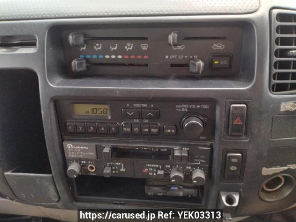 Used 2004 MT toyota dyna-truck XZU321D Image[21]