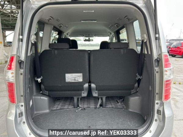 Used 2007 AT toyota noah ZRR75W Image[8]