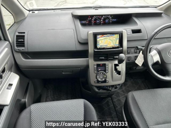 Used 2007 AT toyota noah ZRR75W Image[18]