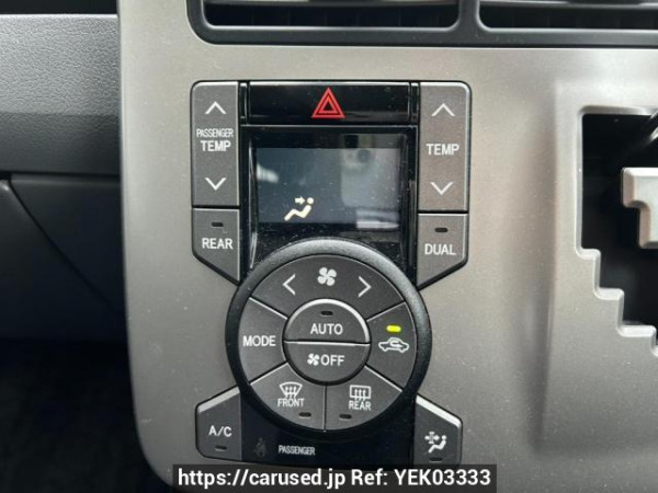 Used 2007 AT toyota noah ZRR75W Image[22]