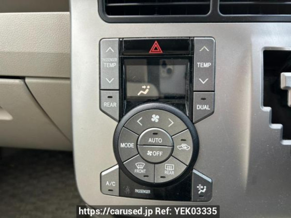 Used 2009 AT toyota noah ZRR70G Image[22]