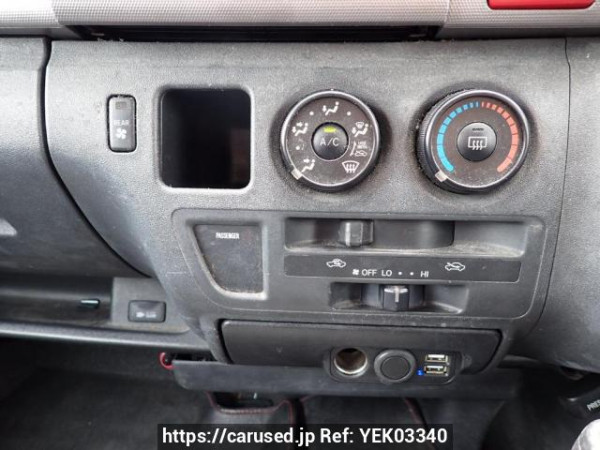 Used 2006 AT toyota hiace-van KDH205V Image[26]