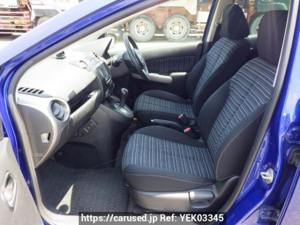 Used 2009 AT mazda demio DE3FS Image[14]