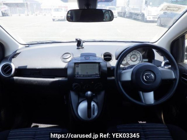 Used 2009 AT mazda demio DE3FS Image[17]