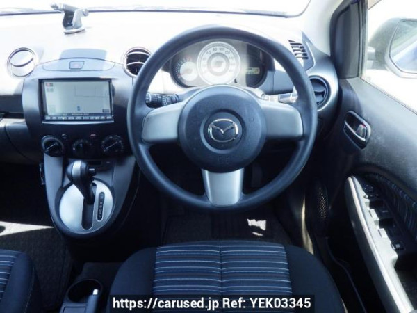 Used 2009 AT mazda demio DE3FS Image[19]