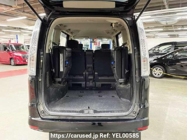 Used 2013 CVT nissan serena DAA-HFC26 Image[5]