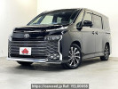 Toyota Voxy 6BA-MZRA90W